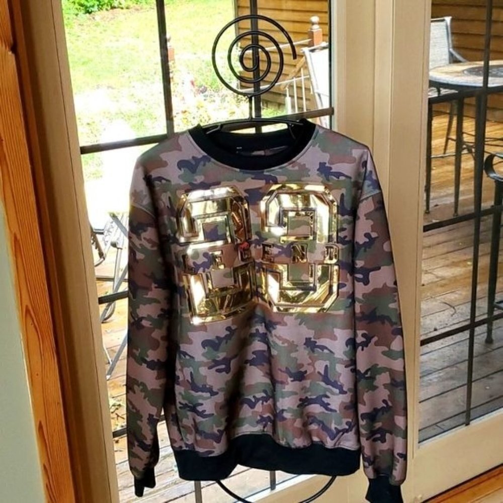 Sacred Crown Sz S Camouflage‎ Gold Graphic Legendary Sweatshirt